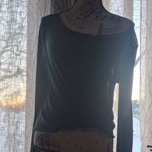 Women’s Navy Long-Sleeve Scoop Neck Top